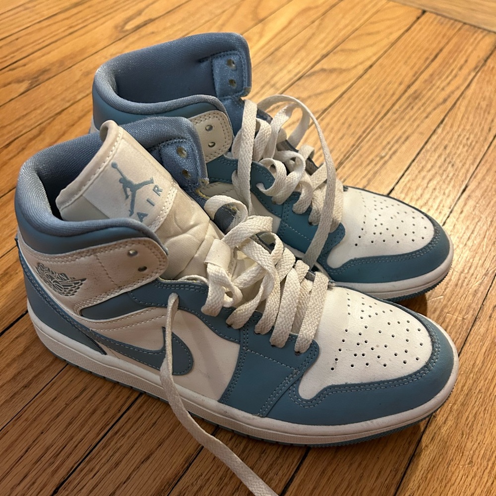 Air Jordan high tops